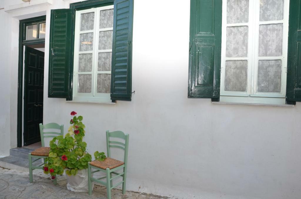 Aegli Rooms Tinos Exterior foto