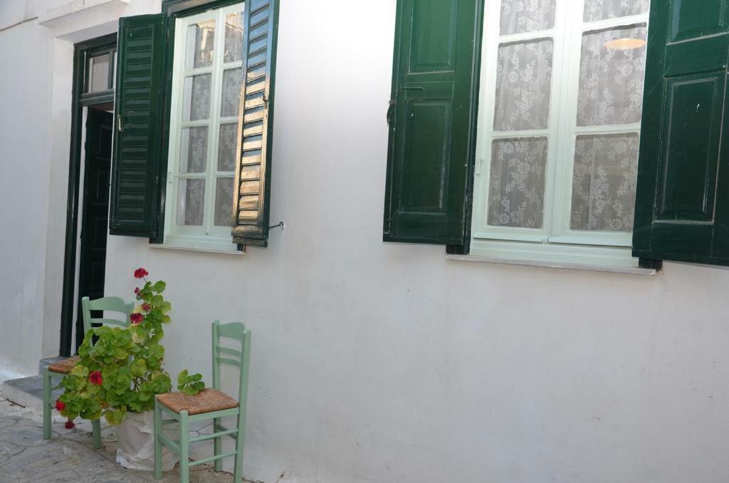 Aegli Rooms Tinos Exterior foto